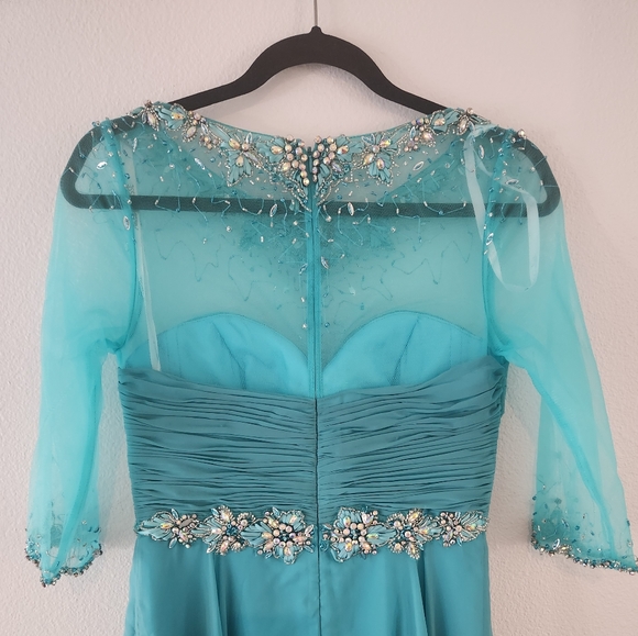 NWT Atelier Clarisse Aquamarine Beaded Chiffon Gown. Size 3/4 - Picture 5 of 8